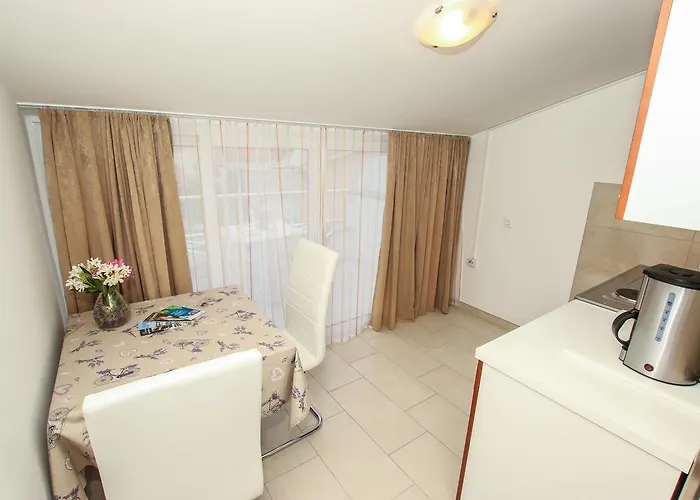 Katarina Guest house