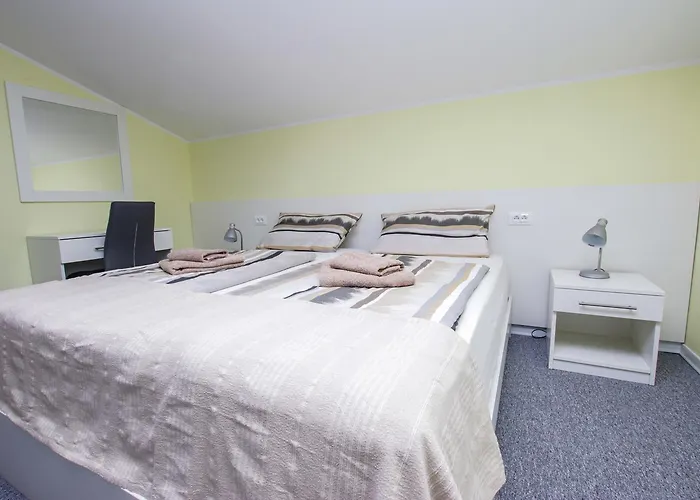 Konukevi Katarina 3*