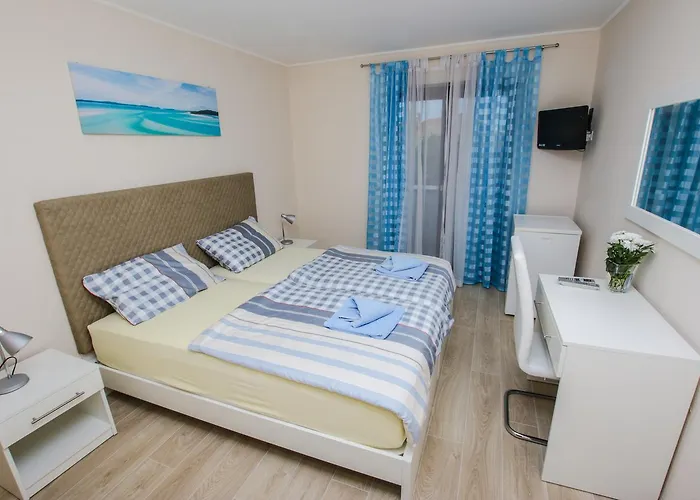 Katarina Guest house 3*